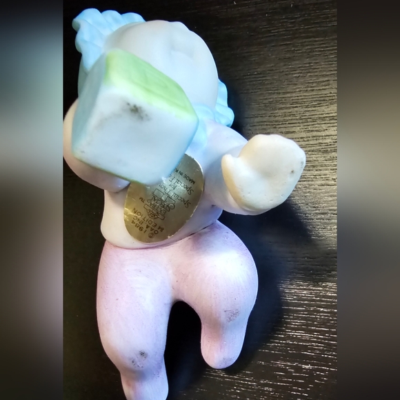*Cabbage Patch Porcelain Crawling Baby Figurine* - Picture 7 of 8